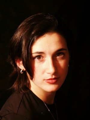 reception_portraits07.jpg 
300 x 400 JPEG-compressed image 
(14,934 bytes)