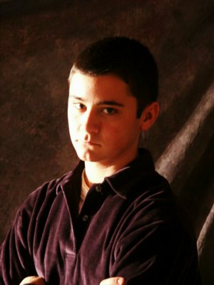 reception_portraits24.jpg 
300 x 400 JPEG-compressed image 
(19,478 bytes)
